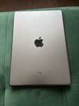 Vand Ipad generatia 9 (2021) impecabil + husa