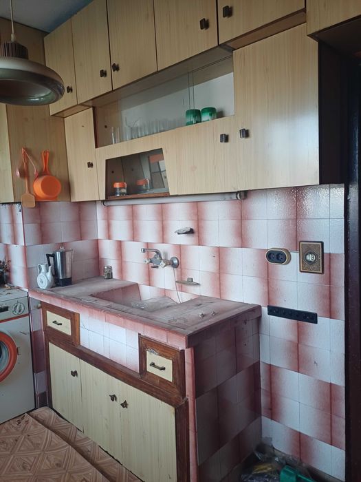 Продавам 2-стаен апартамент в гр. Луковит