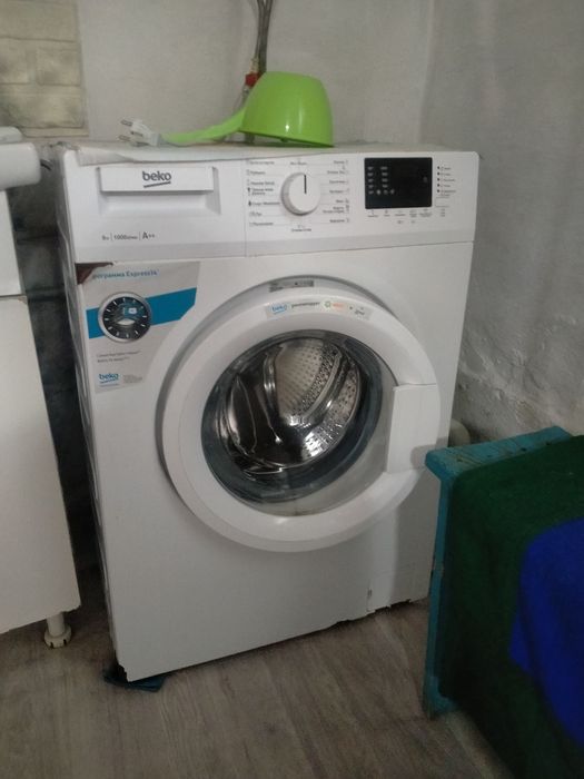 Продам стиральную машинку