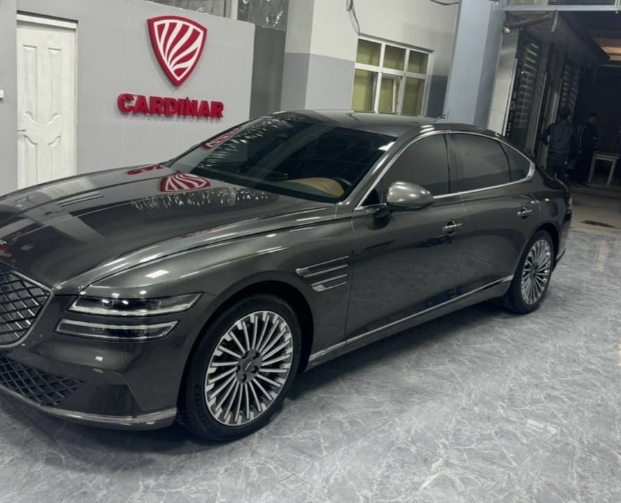 Genesis G80 электромобиль