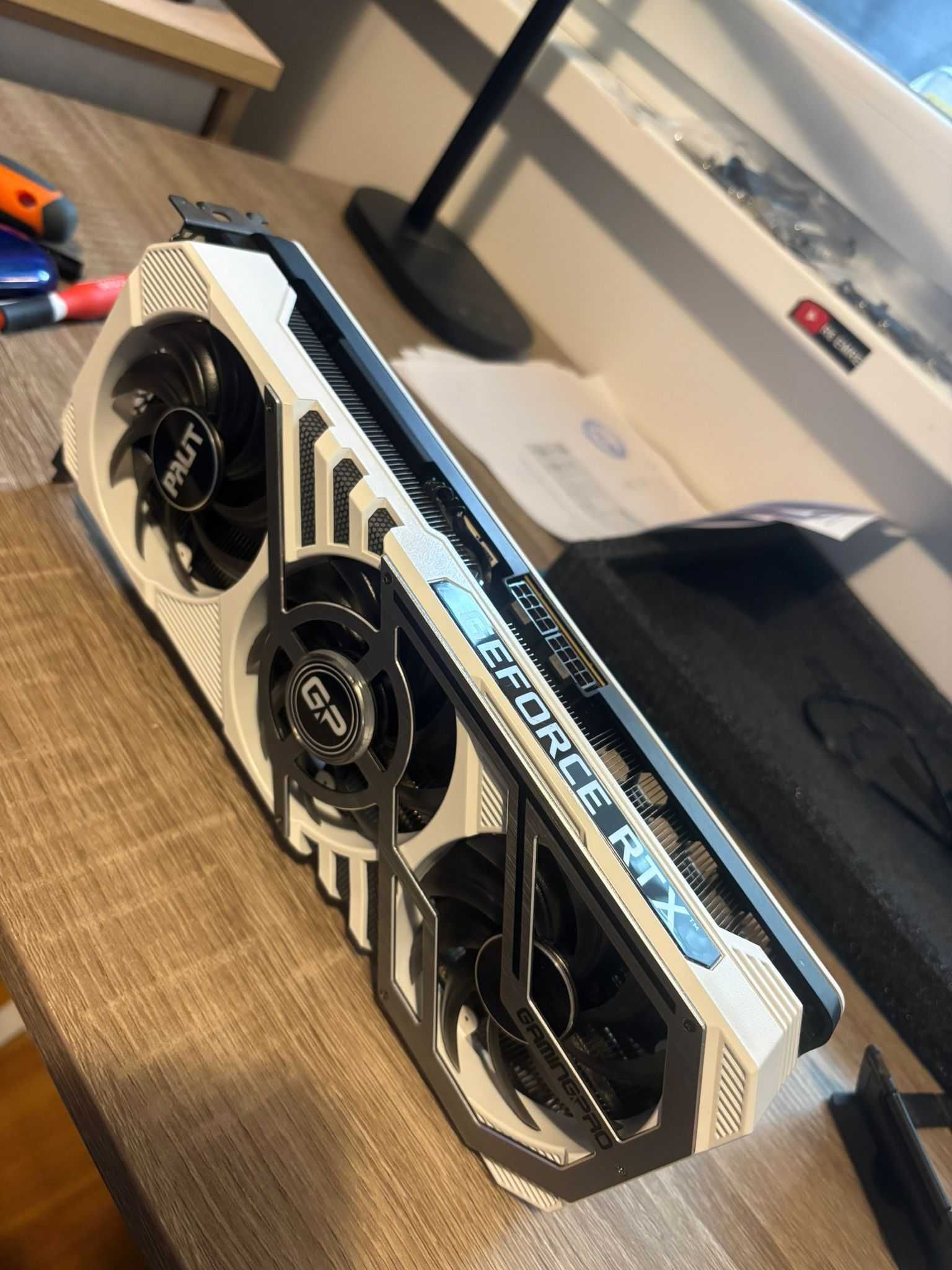 Бял Геймърски компютър Ryzen 5500, RTX 3060Ti, 16 Ram, 512 SSD, 750w