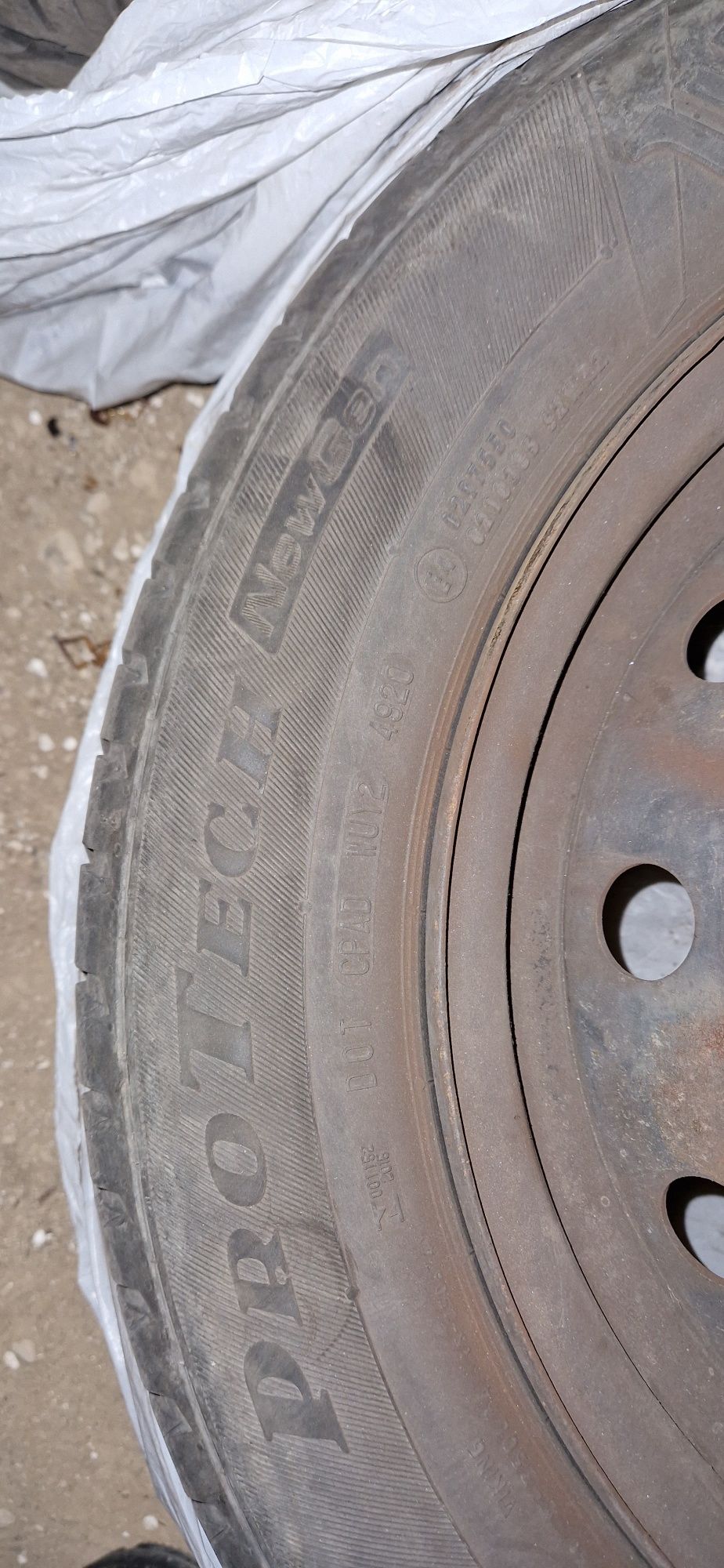 Jante Dacia Logan 15'' + ANV Vara 2 x Viking + 2 x Strial 185/65 R15