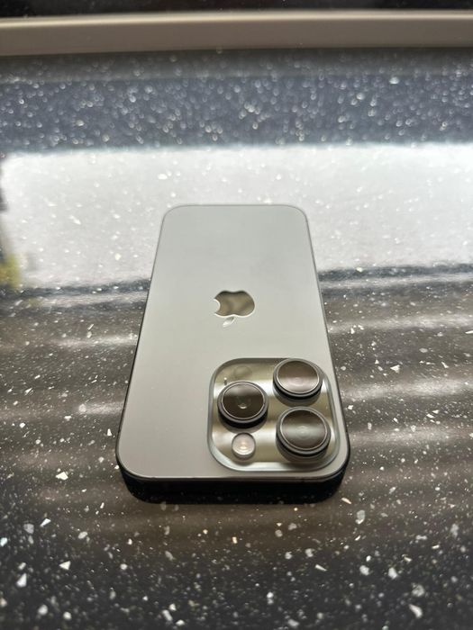 Iphone 15 pro 128GB