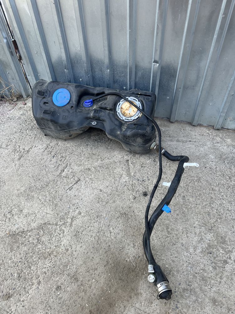 Bmw X3 G01 X4 G02 Rezervor Motorina complet cu Pompa motorina
