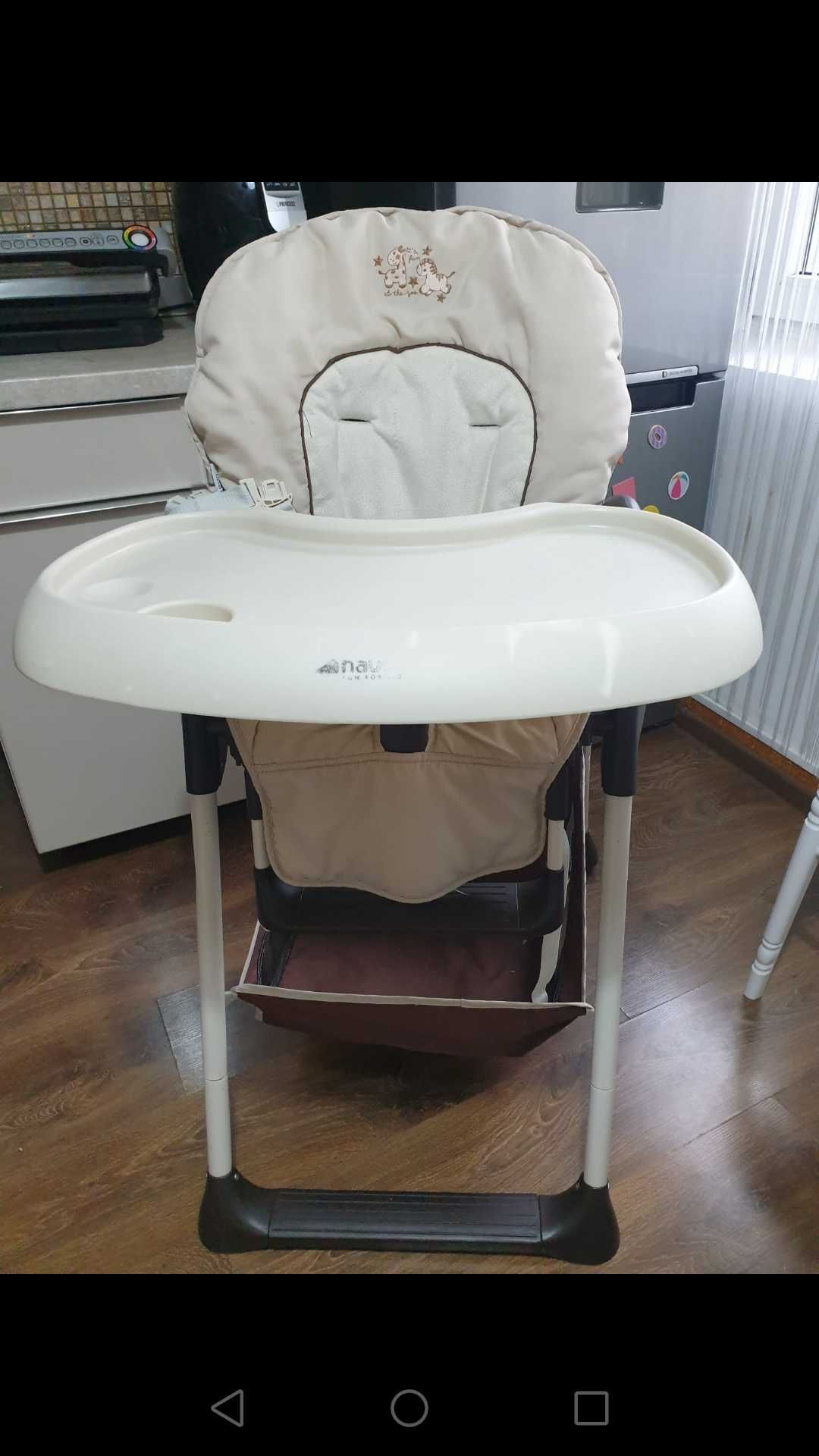 Vând scaun de masa copil