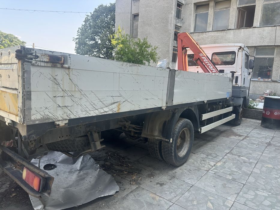 Нисан М75/150 камион 7.5 т , каросерия 4.2 м