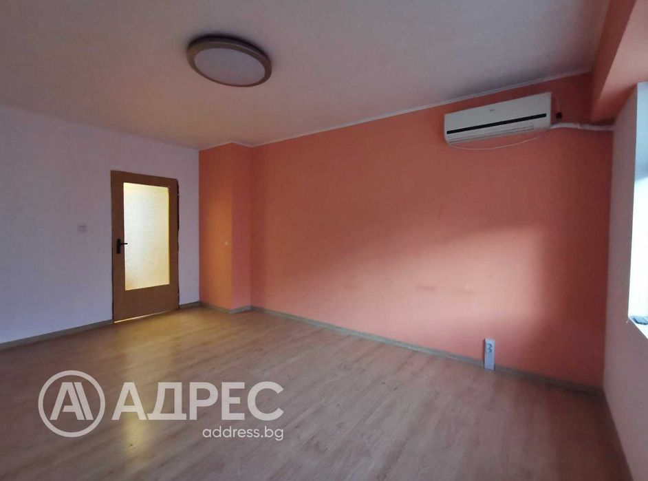 Тристаен апартамент, Дружба 3, 81 кв.м., ет. 6/8, с подобрения