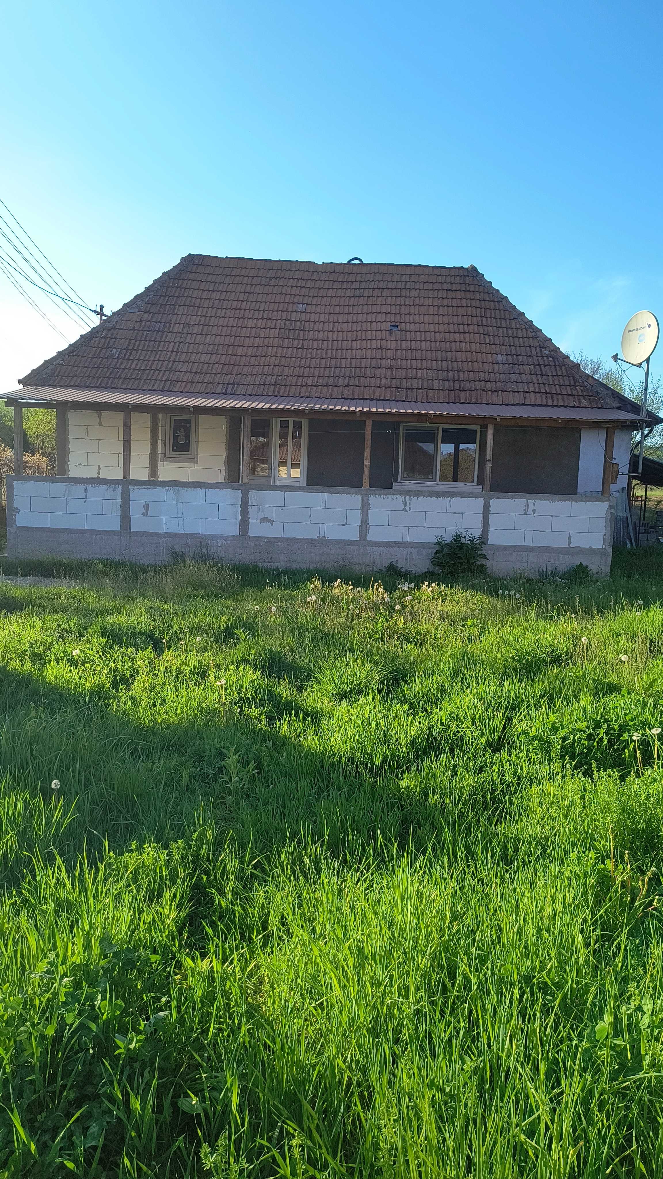 Casă de vânzare în zonă rurală