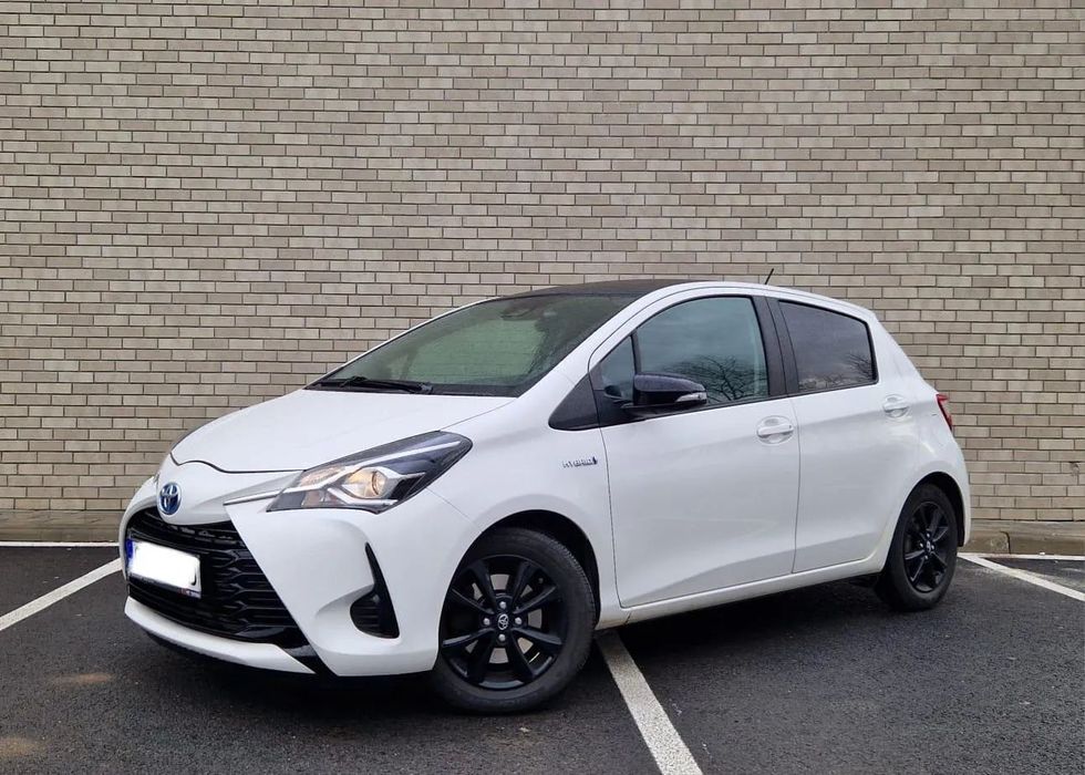 Toyota Yaris Vand Toyota Yaris Hybrid !