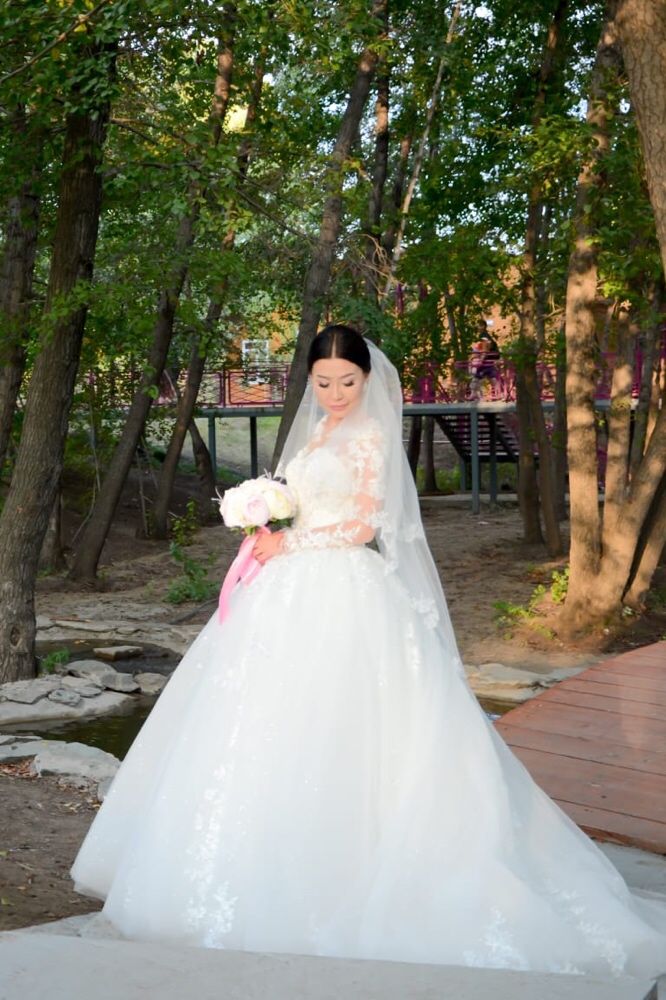 Продаётся счастливое свадебное платье