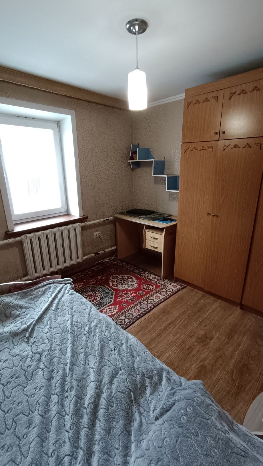 Продам 4-х комнатный дом на защите 89квм