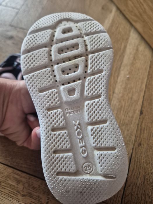 Маратонки Geox 25 номер