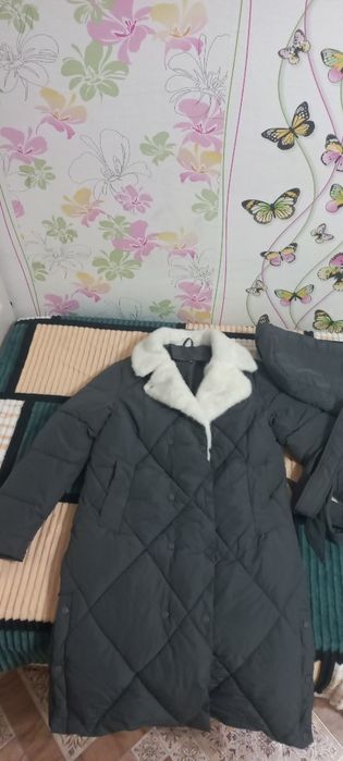Очень теплый пуховик с воротником эко норка, холафайбер, с капюшоном