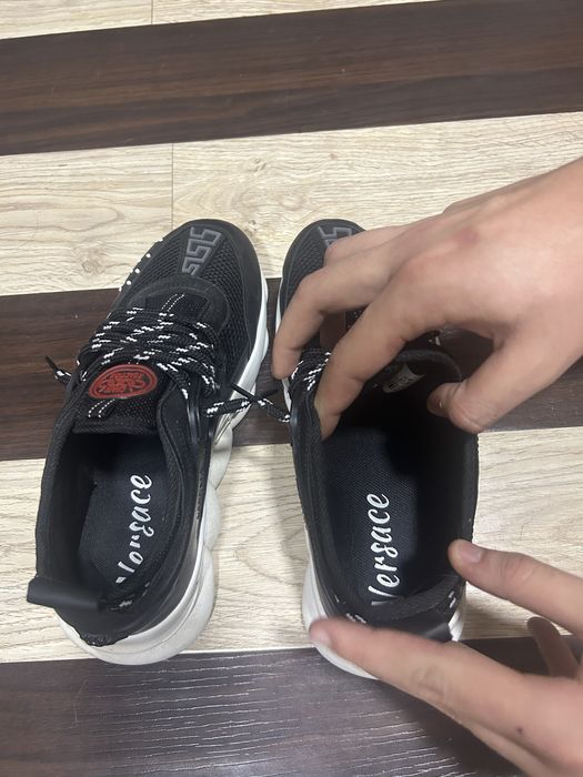 Adidasi Versace Chain Reaction