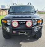 Toyota FJ Cruiser в отличном сосотоянии !