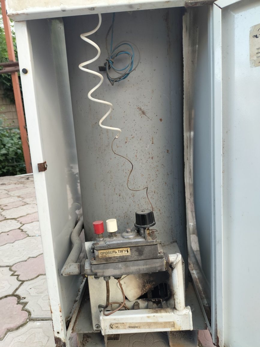 Котёл напольный срочно