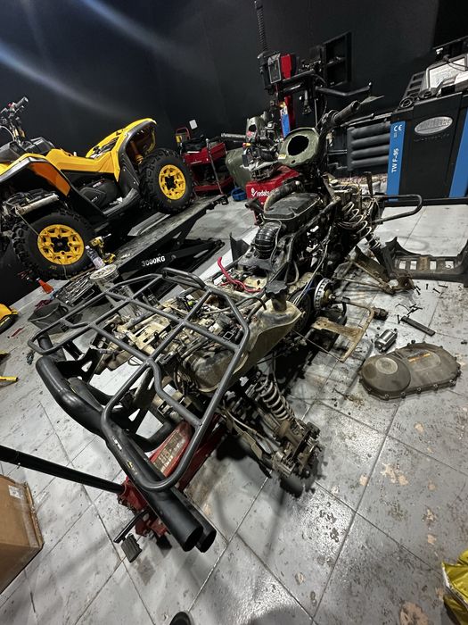 Dezmembrez Arctic Cat 700 h1 efi 2009