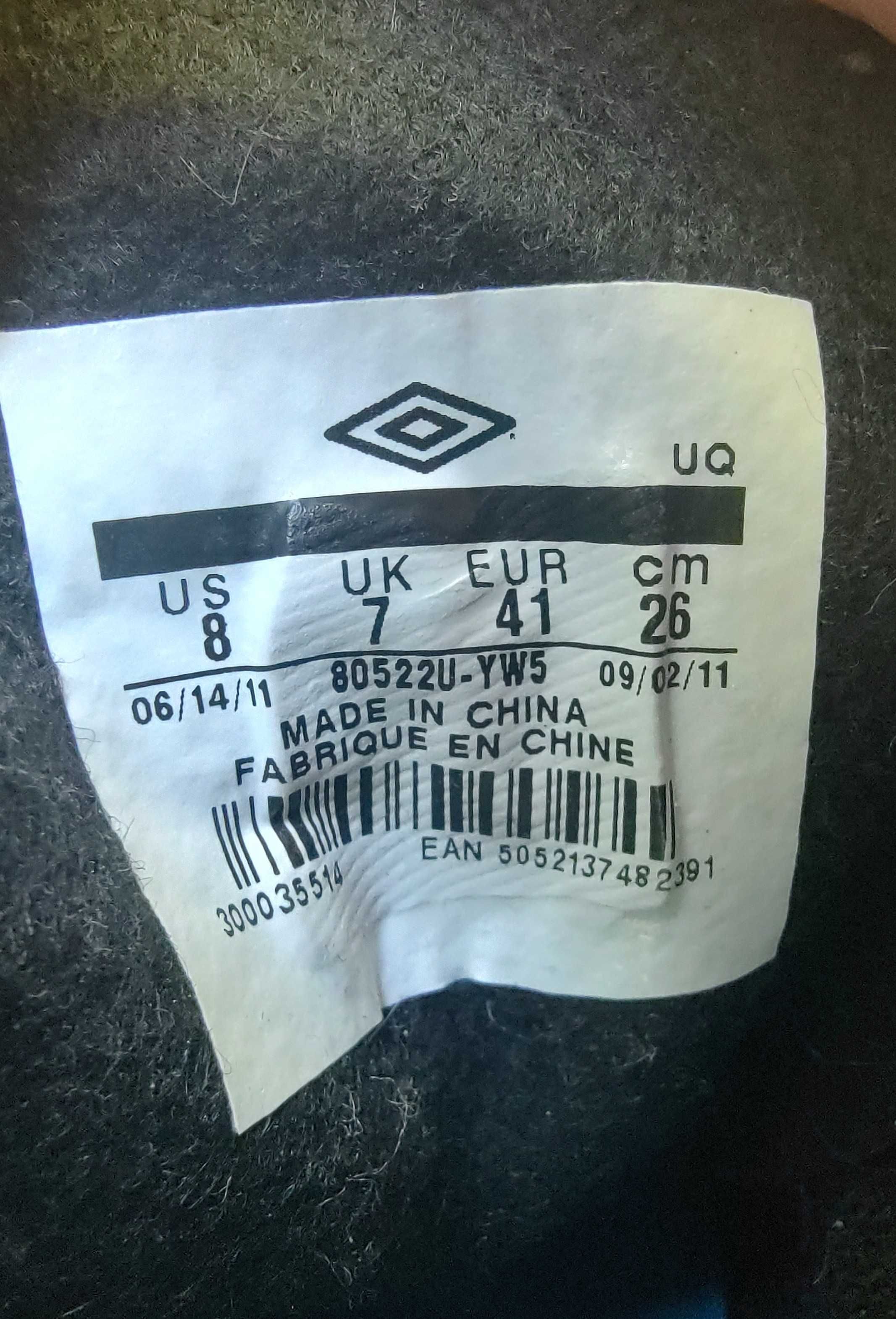 Мъжки футболни обувки в перфектно състояние, бутонки: Adidas и Umbro