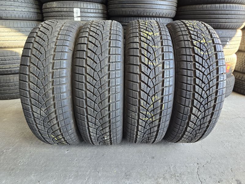 215/65/17 GOODYEAR 4бр