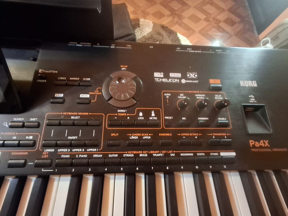 Vand orga KORG PA4X