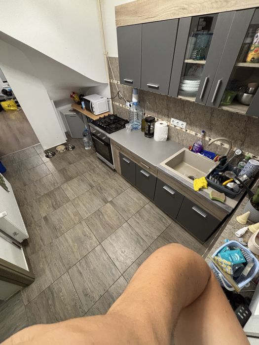 Casa de mijloc dintr-un triplex