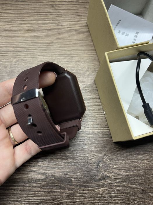 Нов смарт часовник