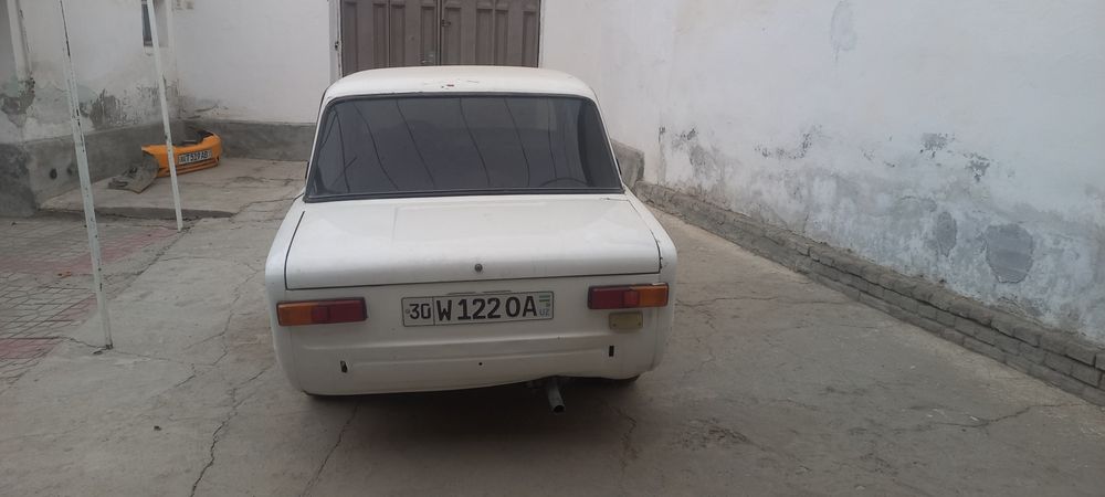 Ассалому алейкум мошина сотилади