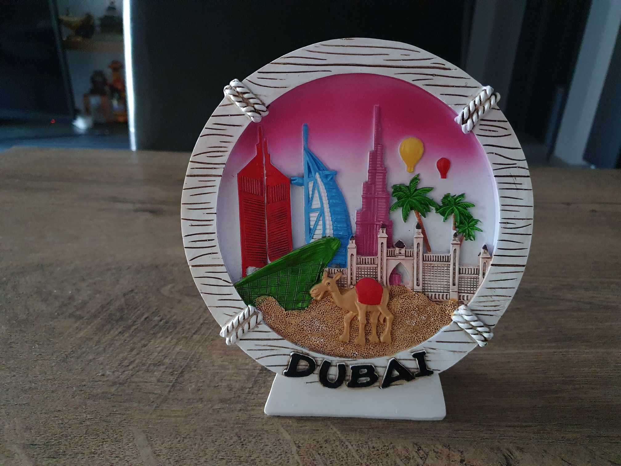 Farfurie Dubai cu atractiile orasului si cu Atlantis | Decoratie