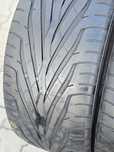 255 40 19 MAXXIS