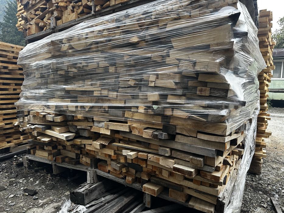 Букови изрезки и дърва на ракли