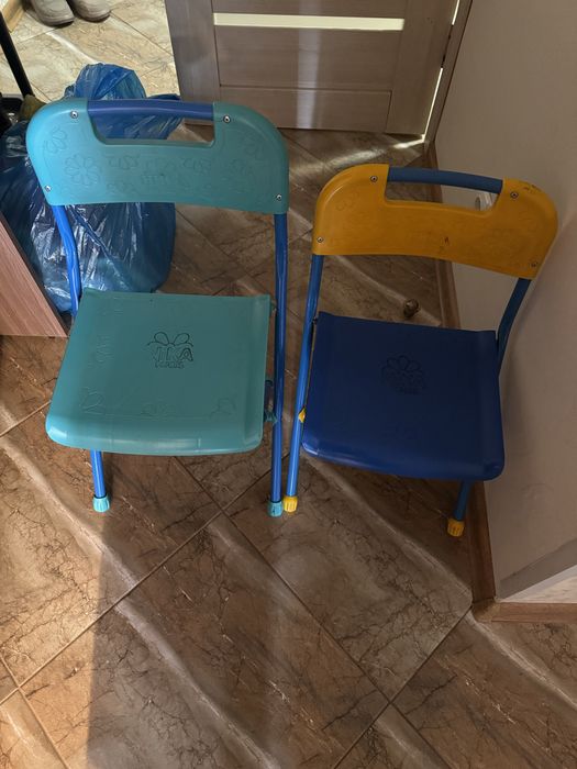 Стулья детская продам и стул