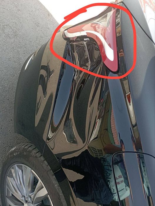 Orqa o'ng fara Hongqi Ekm5