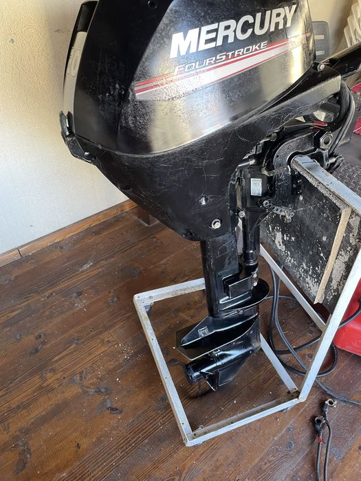 Извьнбордов двигател Меркюри