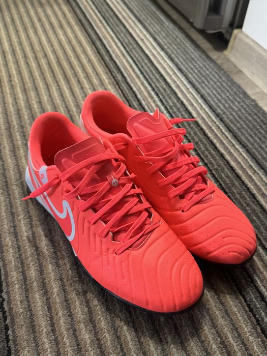 Ghete de fotbal Nike Tiempo