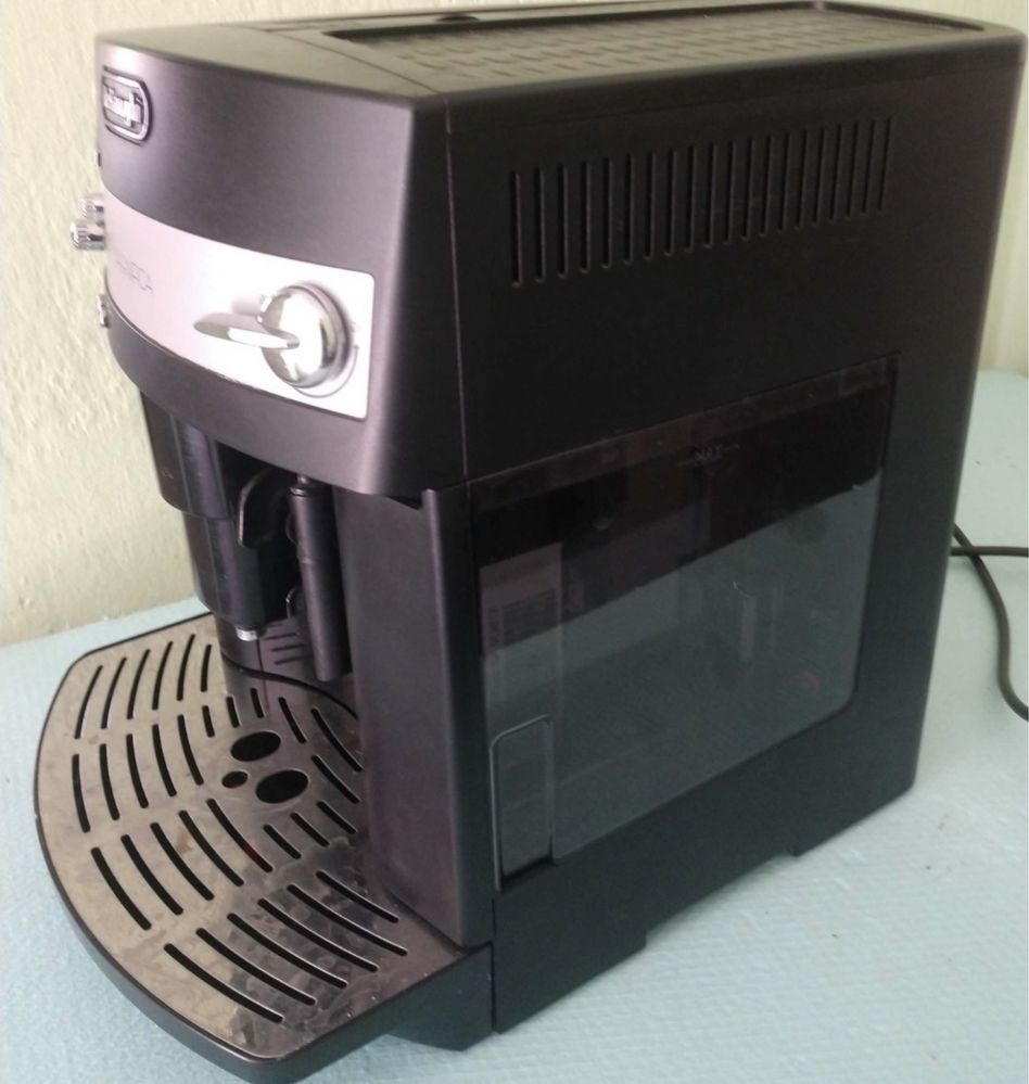 Кафе робот Delonghi