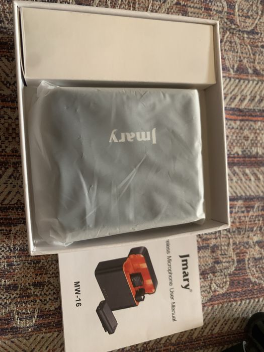 Airpods pro 2, powerbank, petlichka mikrofon