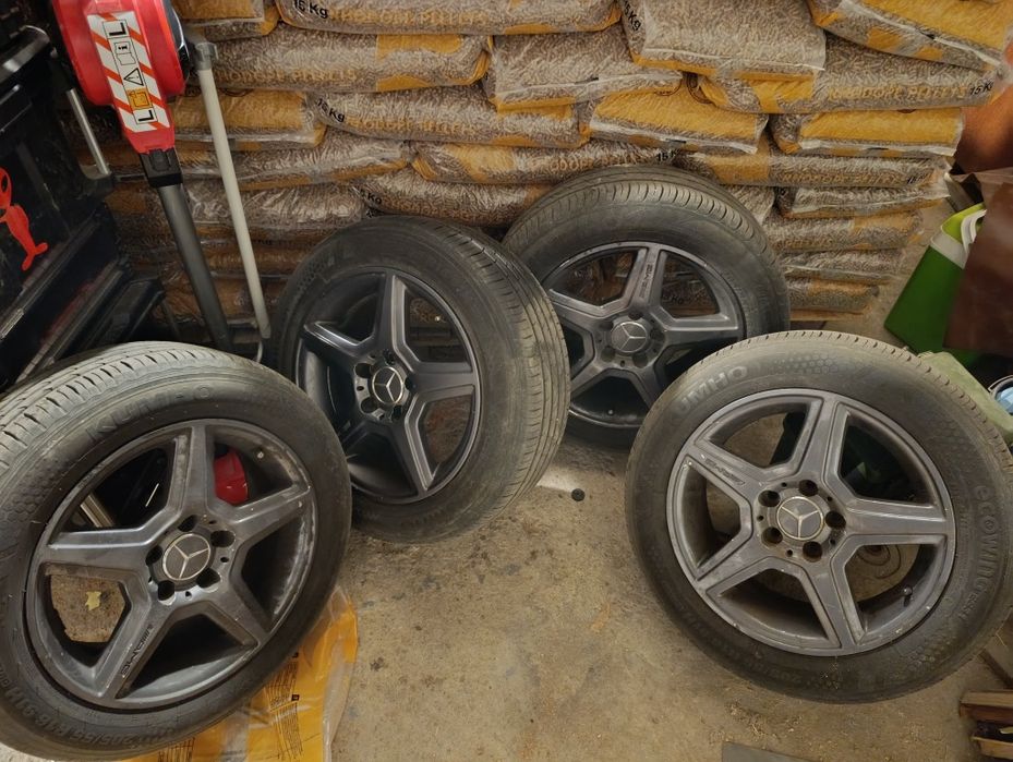 Гуми с джанти Мерцедес AMG 205 50 16