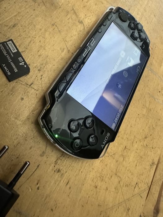 Consola portabila sony psp 2004