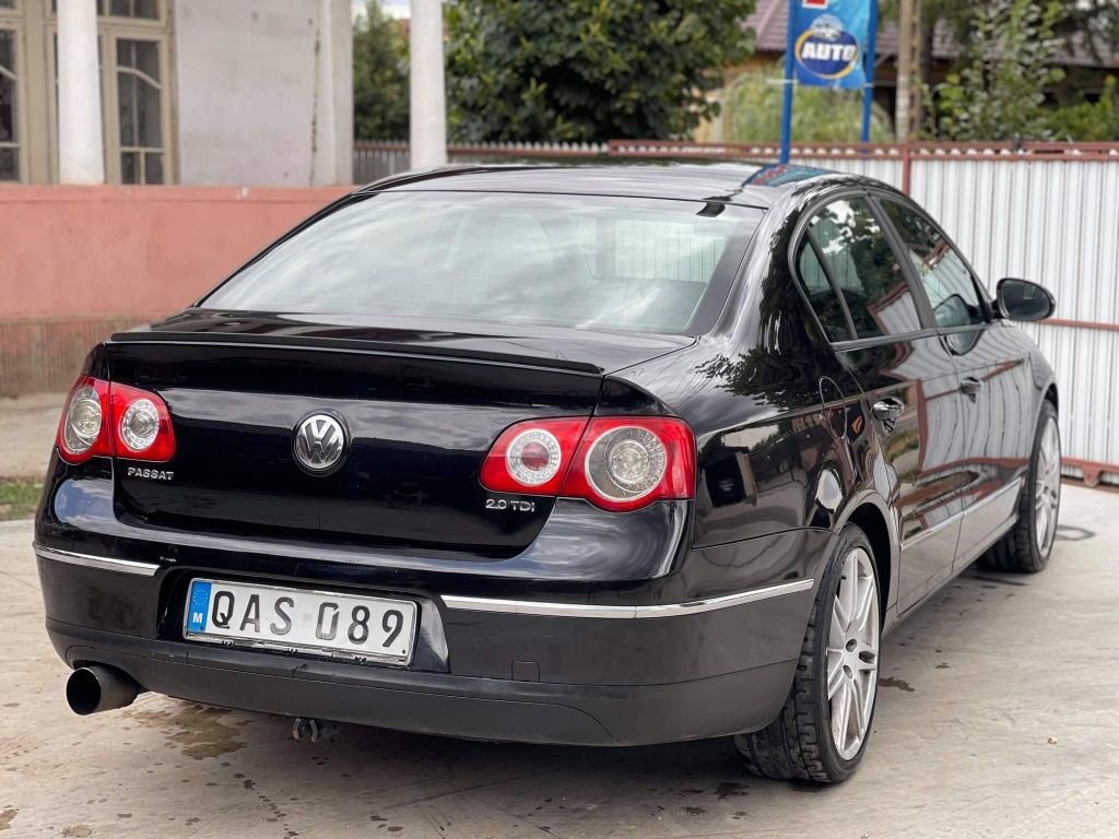 Bara spate ,capota portbagaj VW  passat b6 break