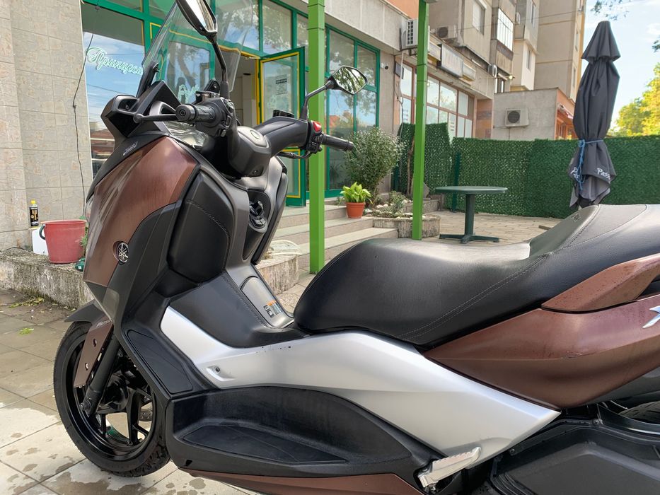 Мотоциклет Ямаха X max