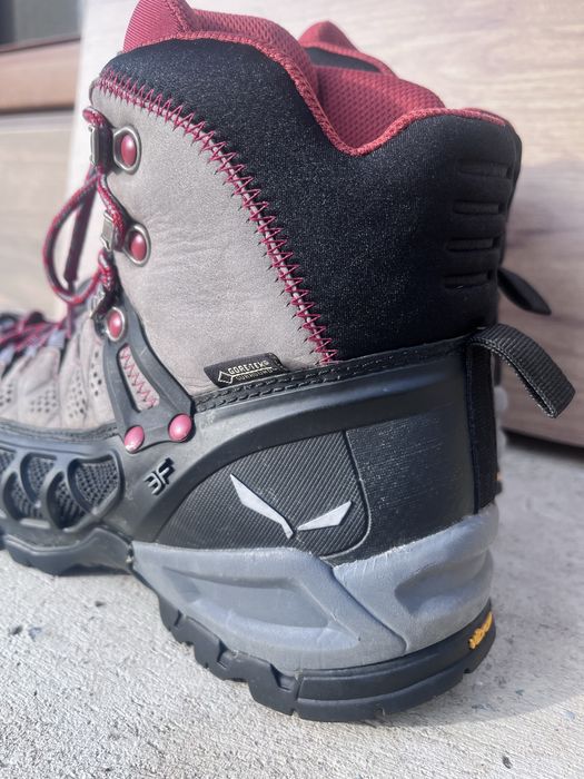 Дамски планински боти SALEWA