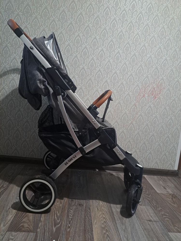 Продам коласку Dearest