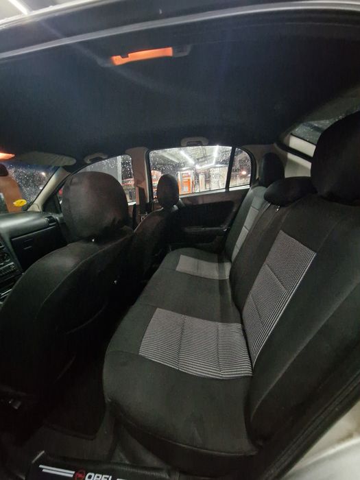 Vând Opel Astra G