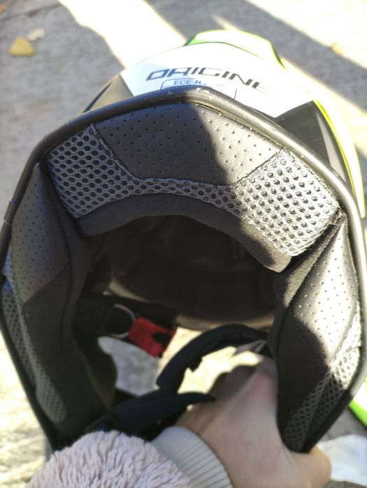 Cască protecție pentru copii+mănuși cadou