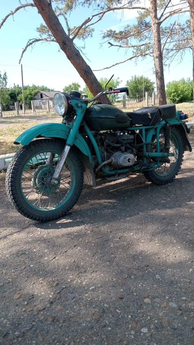 Мотоцикл Урал сатылады. Продаётся мотоцикл Урал.