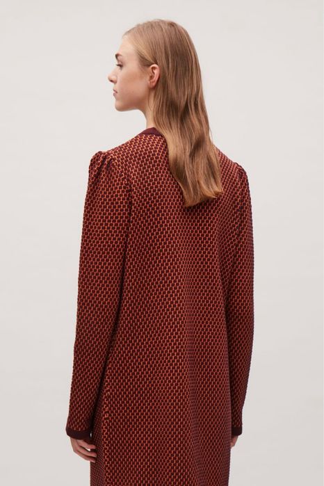 COS рокля 100% памук