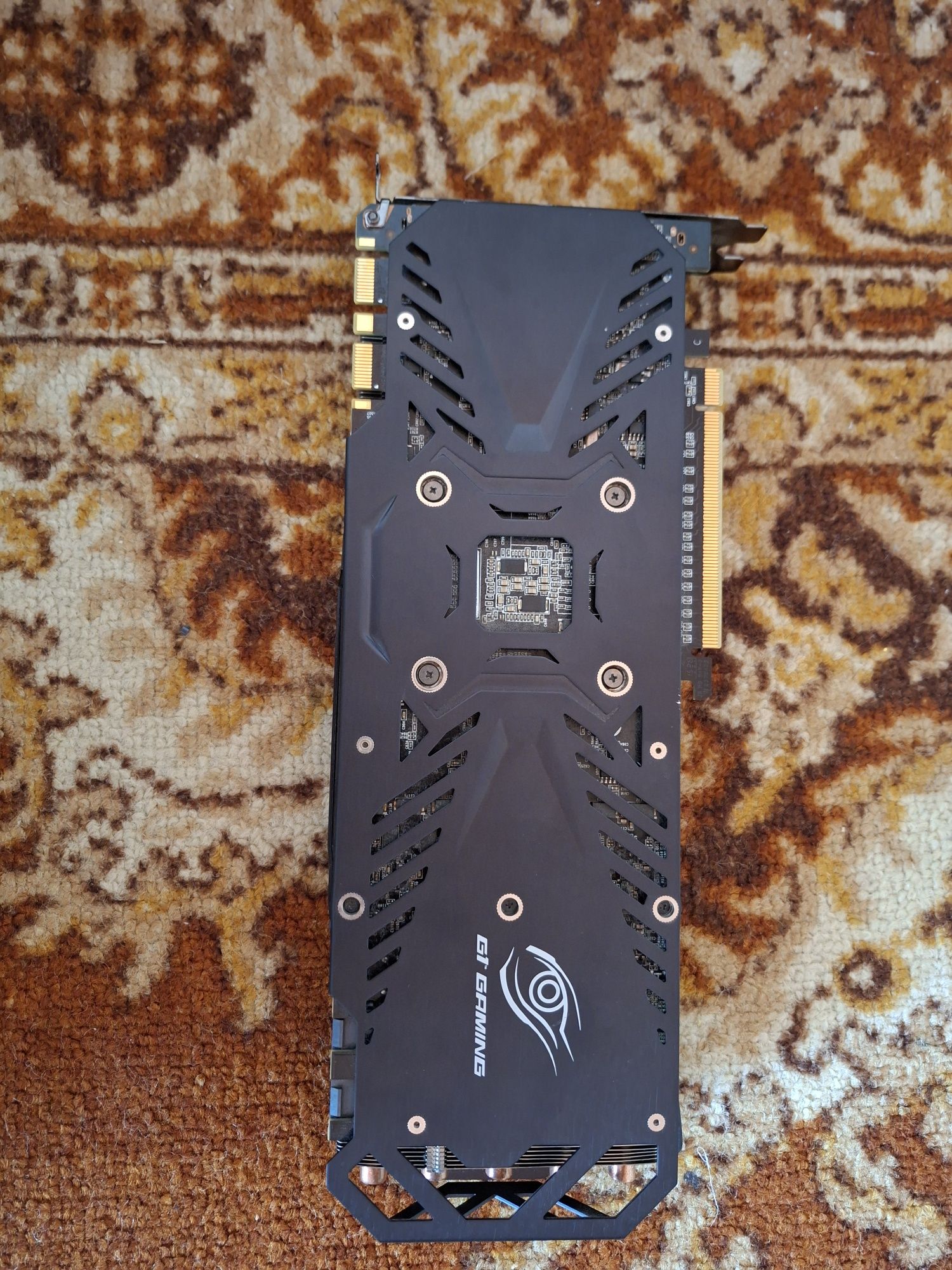 Продавам Nvidia GTX 980 4GB