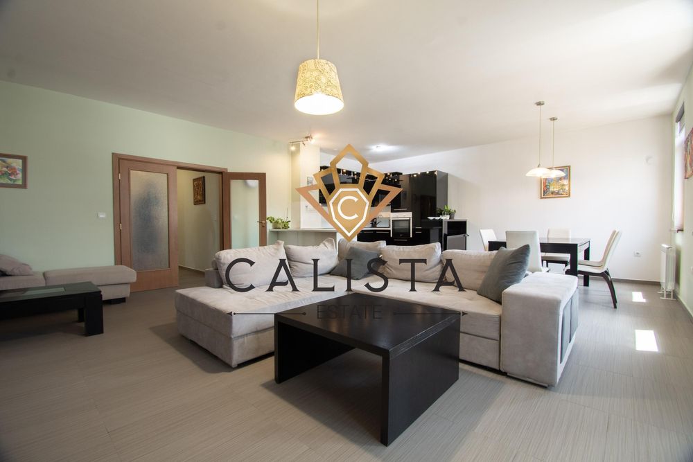 Тристаен апартамент под наем в центъра на София, 2157265