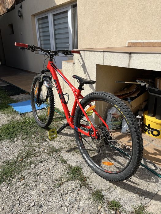 Vand bicicleta  hardtail donwnhill ,enduro  gt avalanche