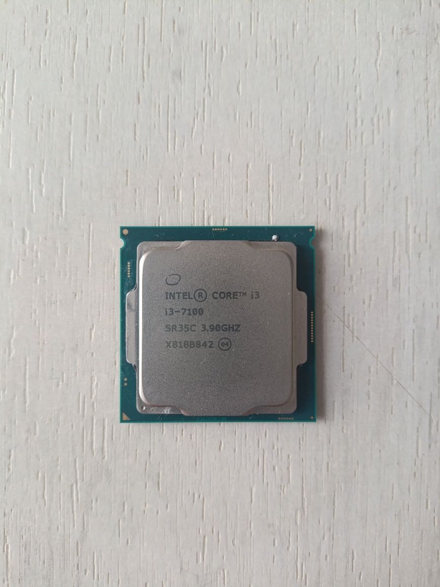 Процессор i3 7100
